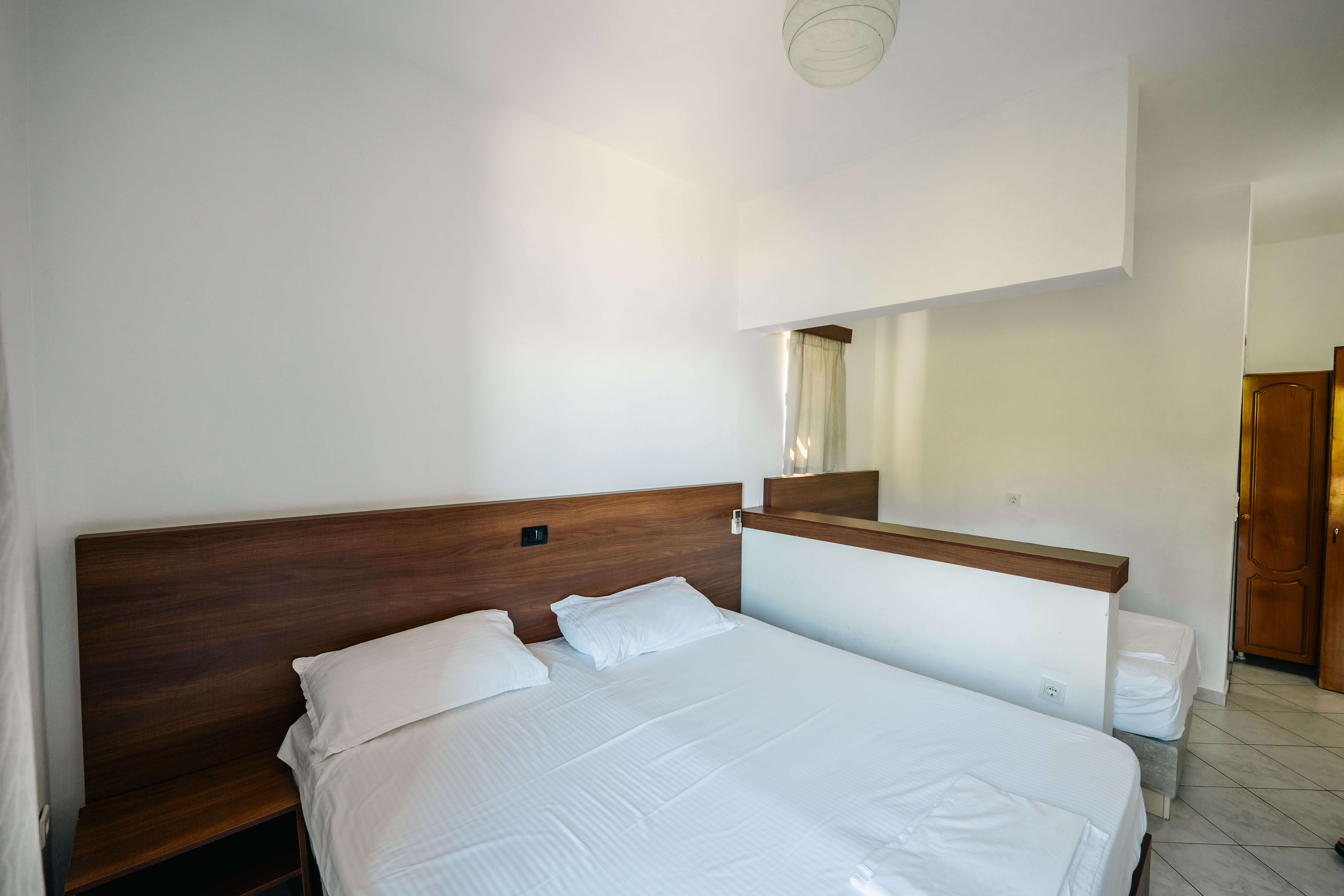 Deluxe Hilltop Residence - Terrace View